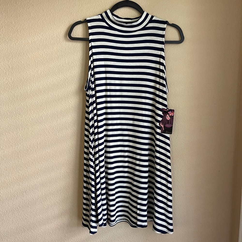 Soprano Dress - Size M